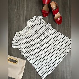 Striped Black and White Women's Cotton Short Sleeve Tee